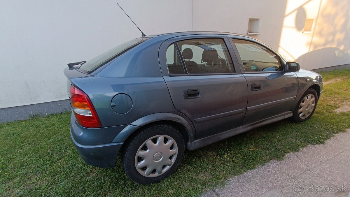 Opel Astra 1.6 benzín 74kw - 3