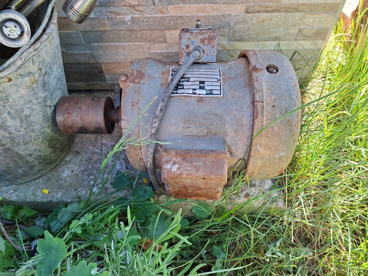 Motor - 3