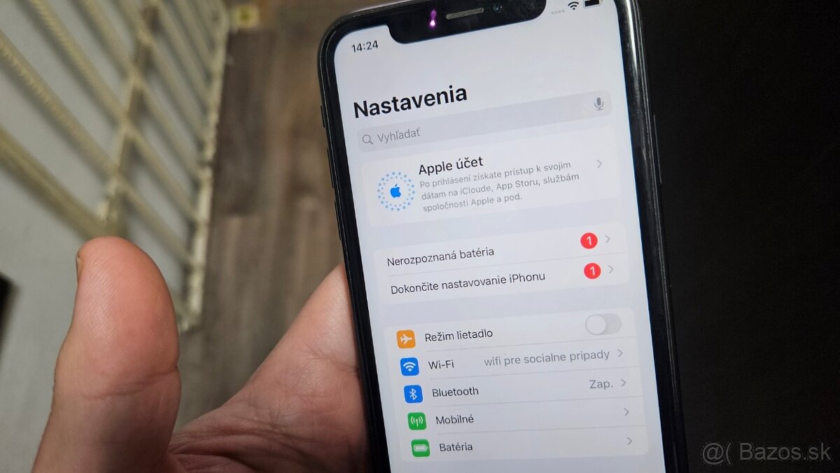 Apple iPhone XR 64GB black - 3
