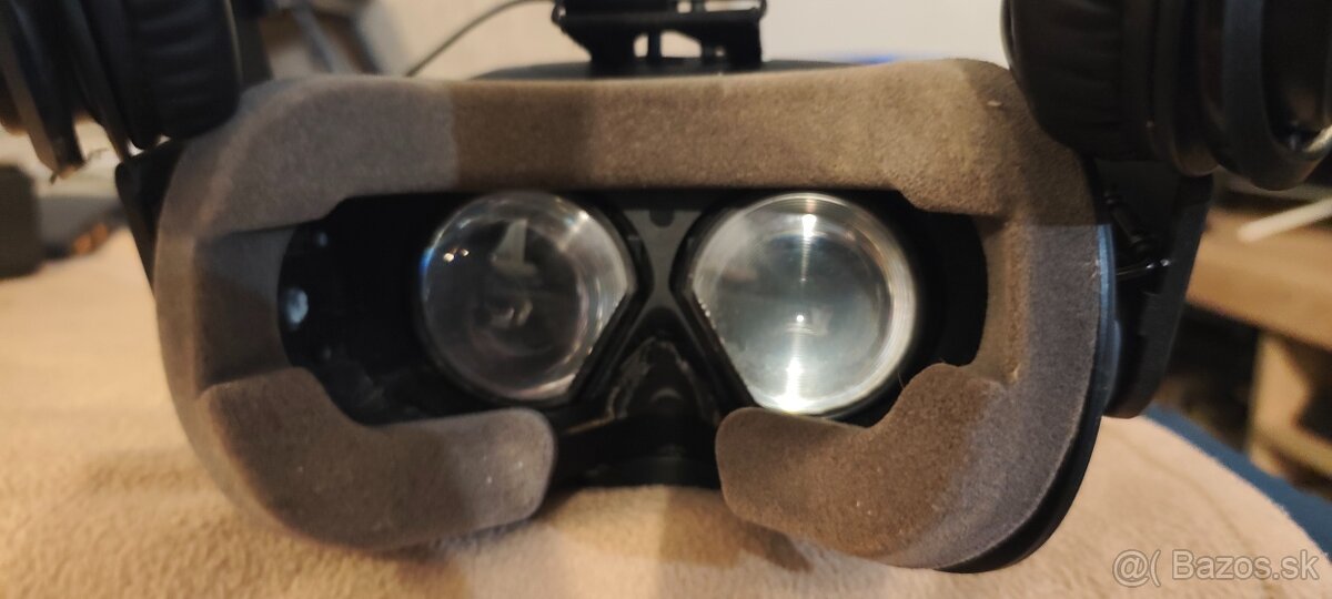 Predám HTC vive vr headset s príslušenstvom - 3