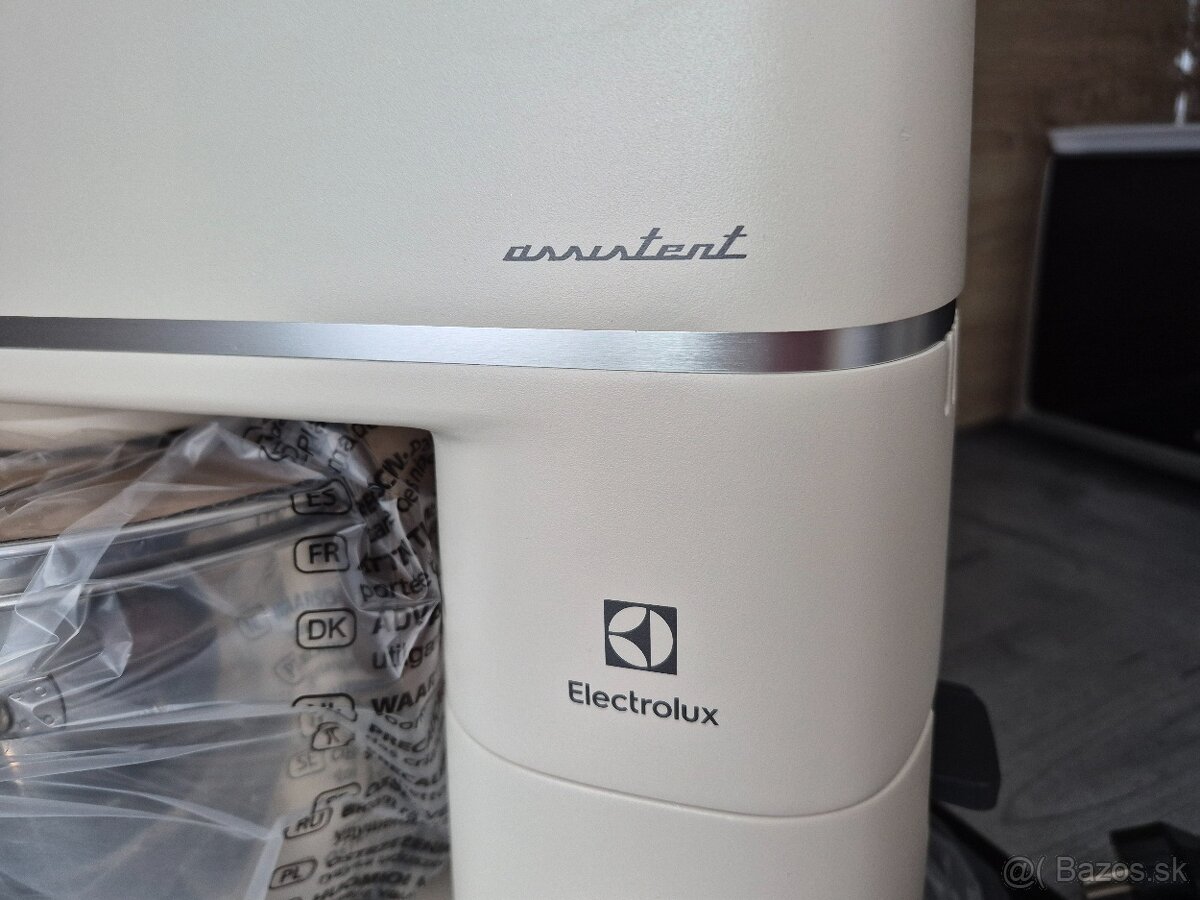 Kuchynský robot ETA Assistent 700 - 3