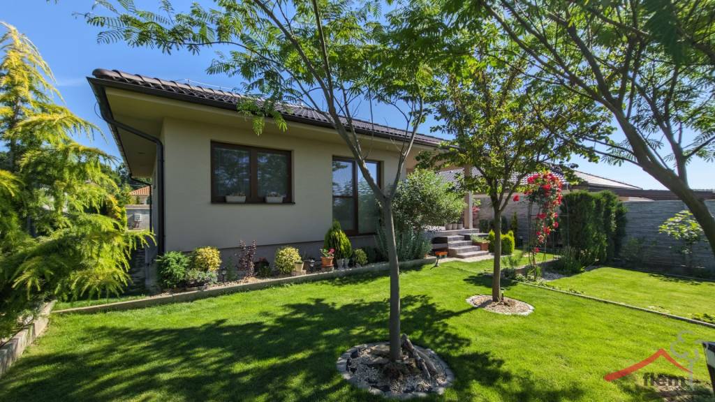 4-izbový dom na predaj, Trávnica, pozemok 568 m2 - 3