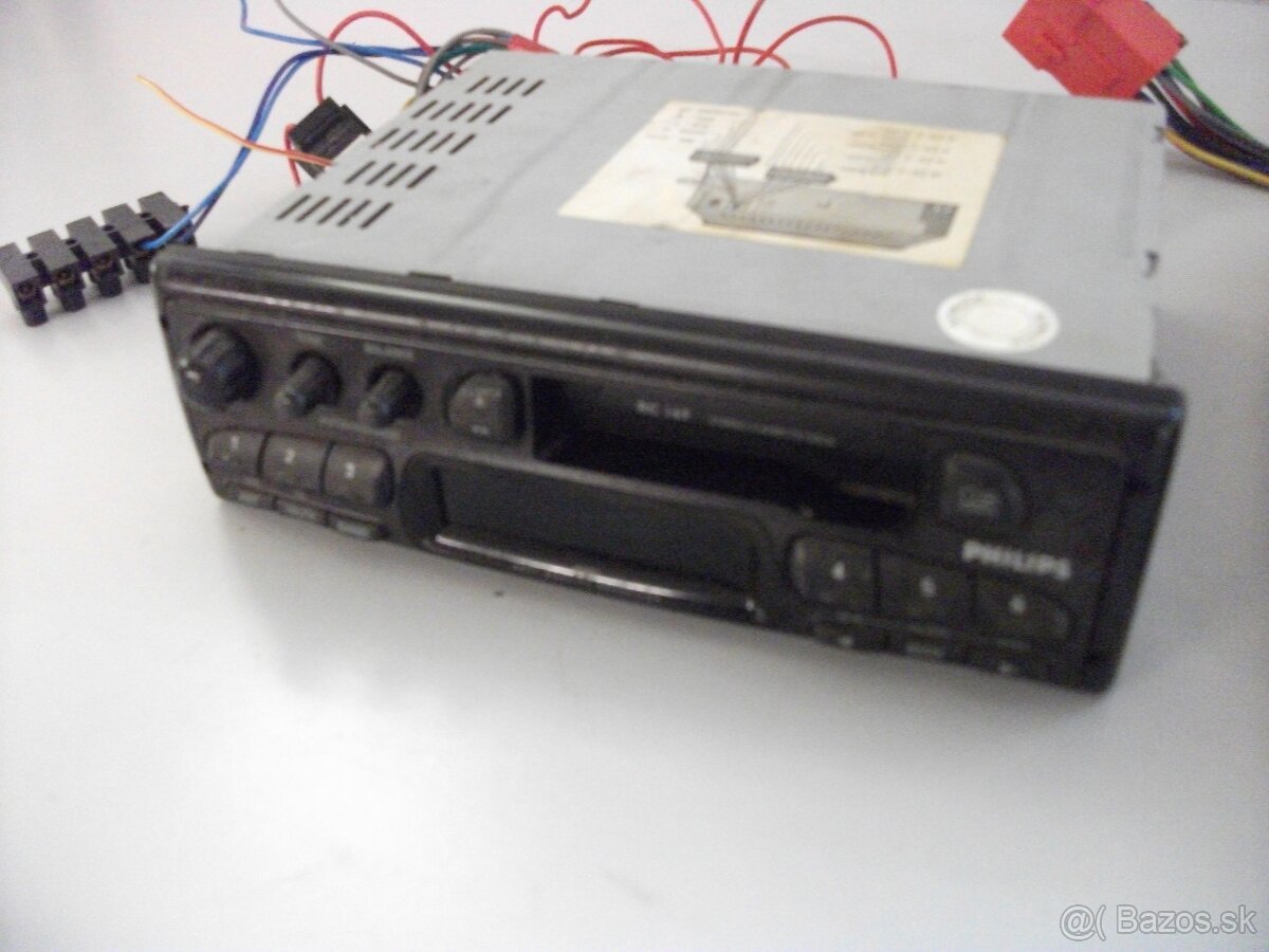 Predám autorádio 3kusy.Veľmi lacno. - 3