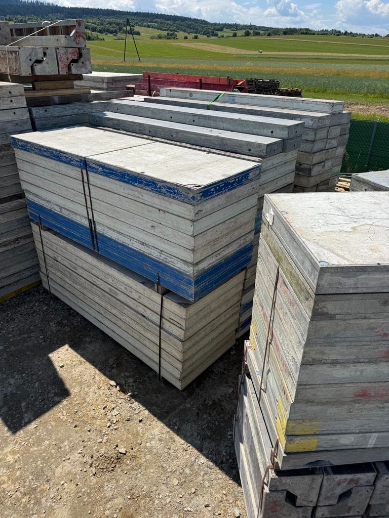 Hlinikove debnenie stienove Doka Alu Framax / Ringer 200m2 - 3