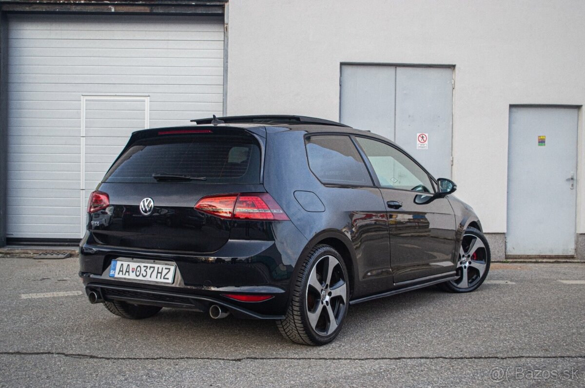 Volkswagen Golf GTI VII ( 7 ) - 3