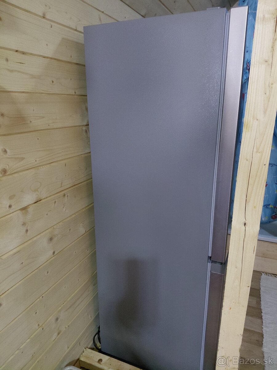 Chladnička s mrazničkou Philco PC 173 ENX - 3