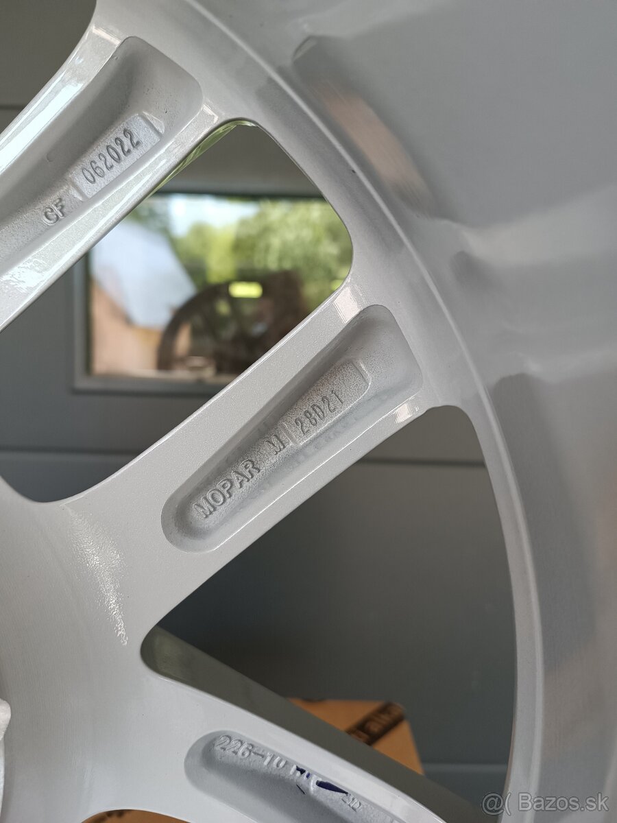 Jeep Grand Cherokee R18 - 3