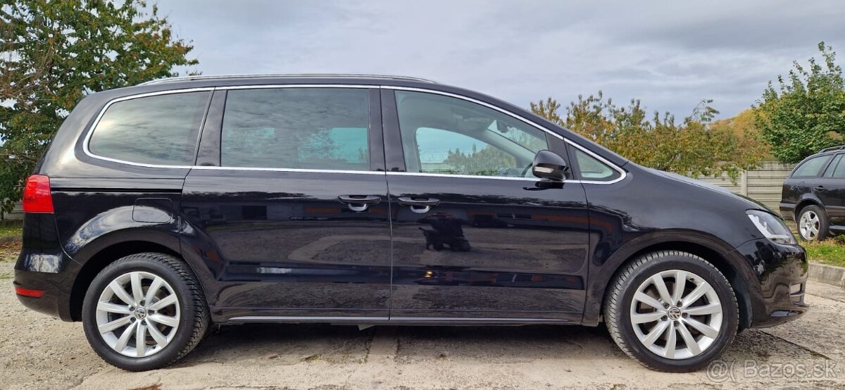 Volkswagen Sharan 2.0 TDI DSG Highline - 3