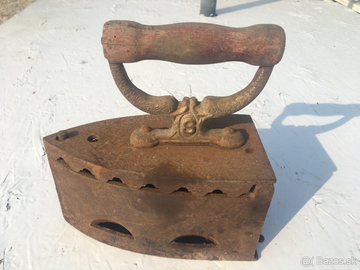 Liatinové žehličky - 3