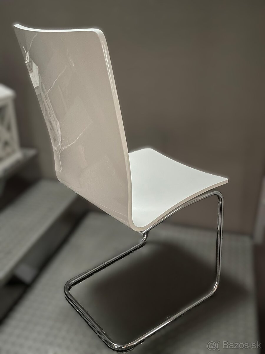 Kuchynské stoličky biele - 3