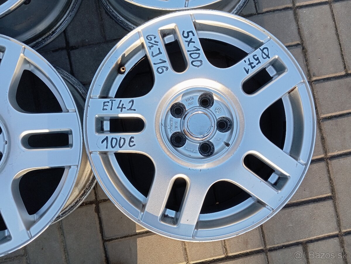 5x100 r16 Elektróny - 3