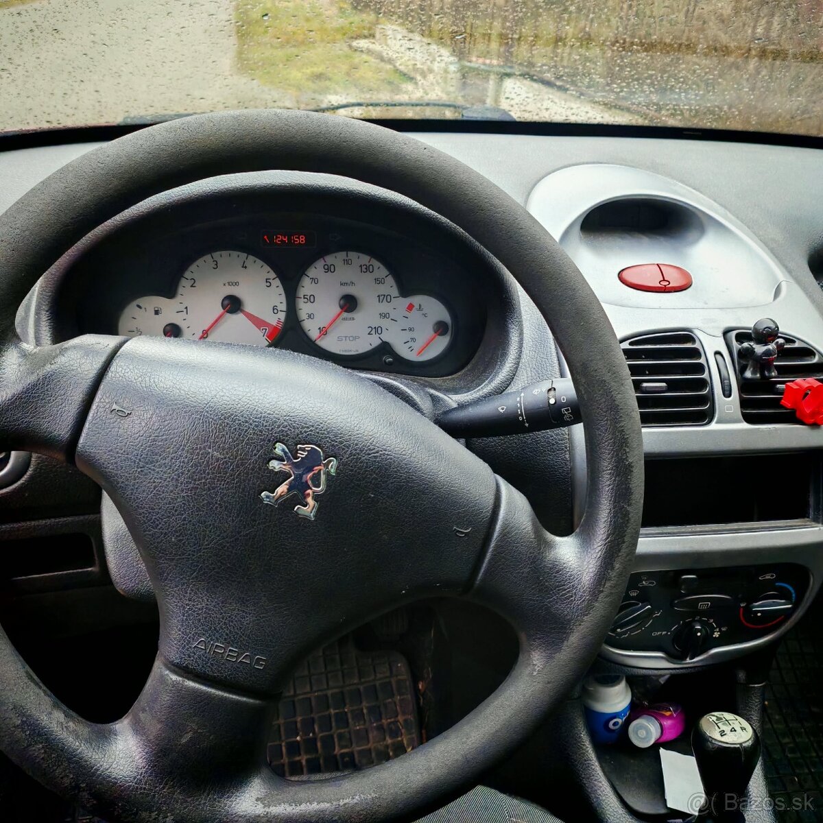 Predám Peugeot 206 1.4 benzín - 3