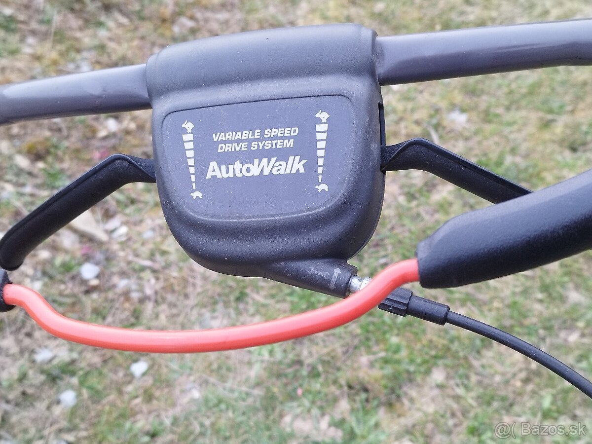 Husqvarna motorova kosacka LC356V - 3