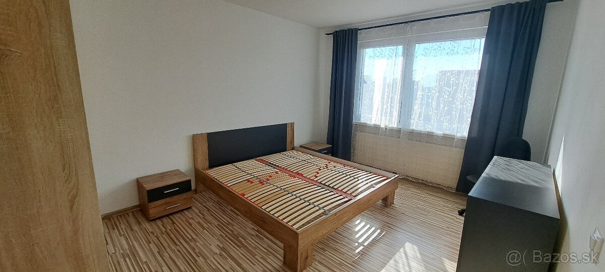 Slnečný dvojizbový byt na Západe na prenájom - 3