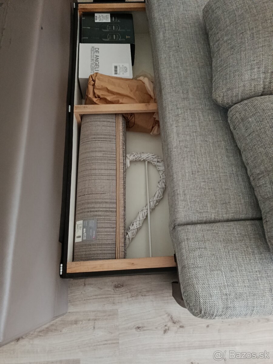 Rozťahovaci gauč - 3