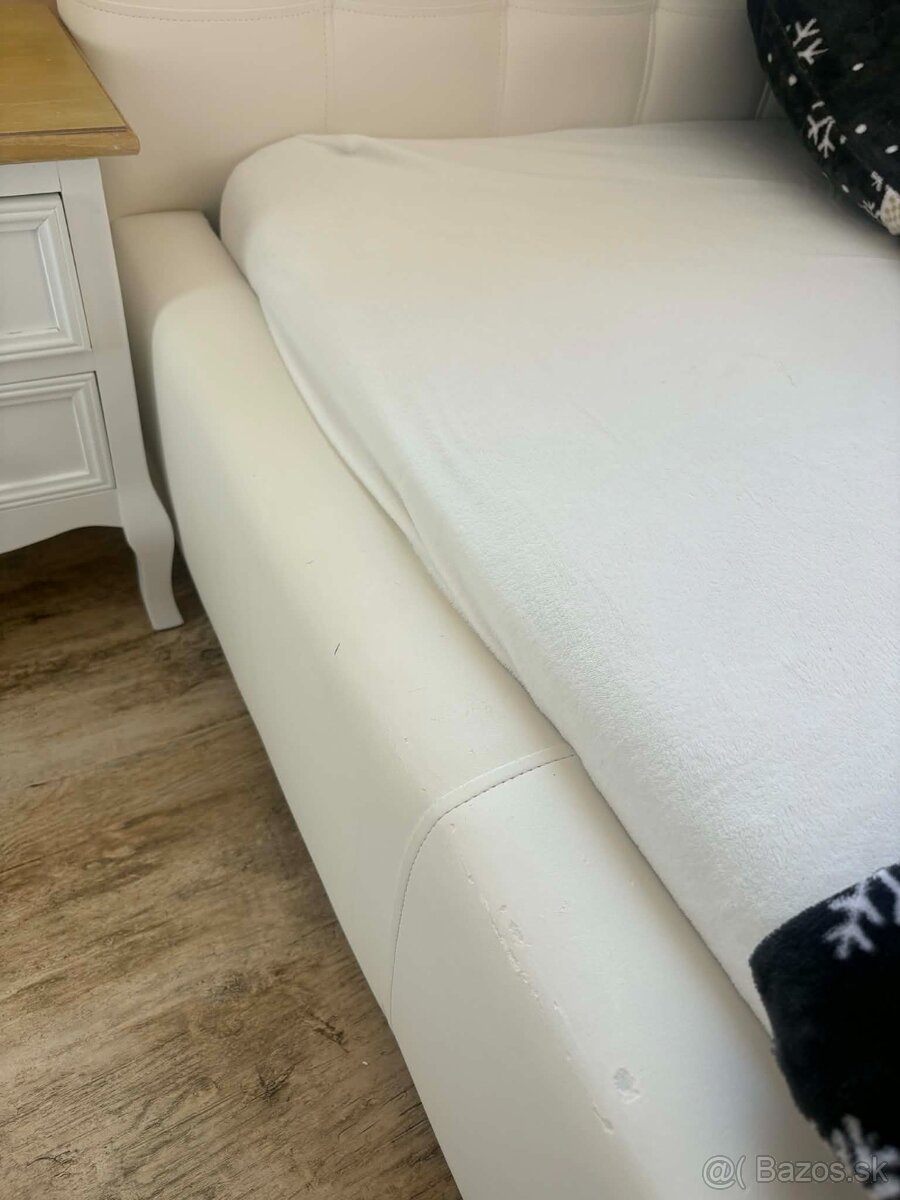 Manželská posteľ - 3