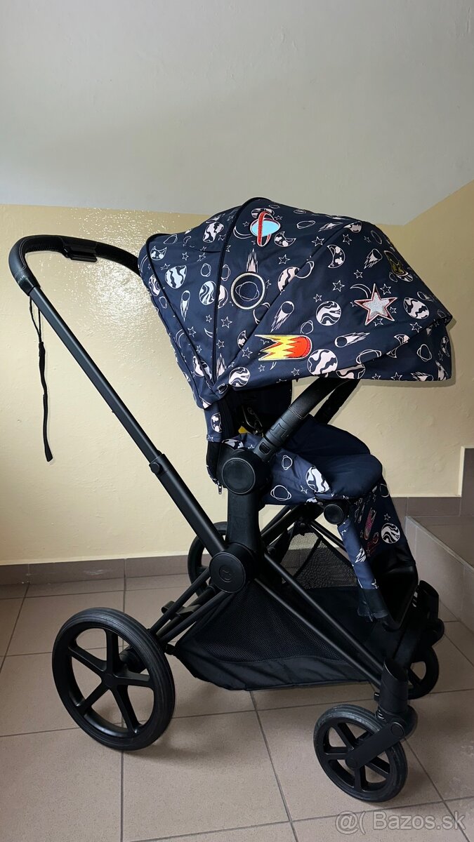 Cybex priam space rocket - 3