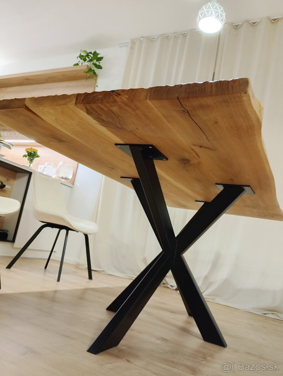 Dubový masívny jedálenský stôl - 3