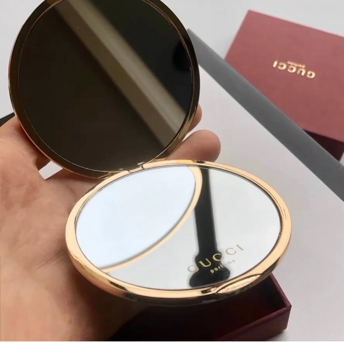 Zrkadielko Gucci - 3