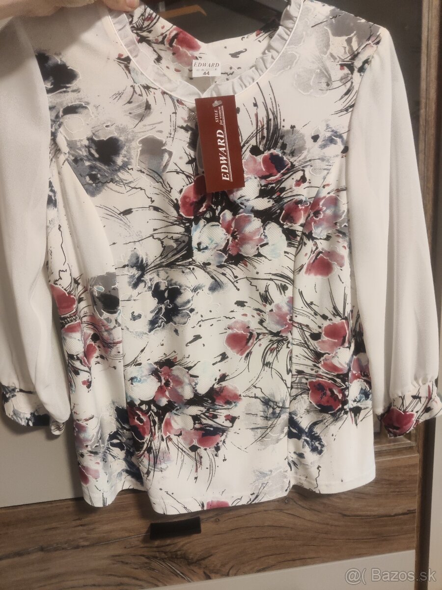 Kvetovaná blúzka - 3