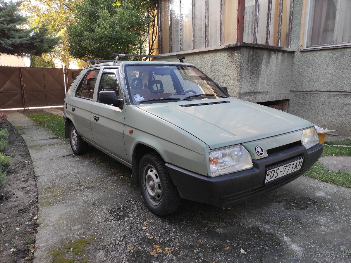 SKODA FAVORIT 136 - 3