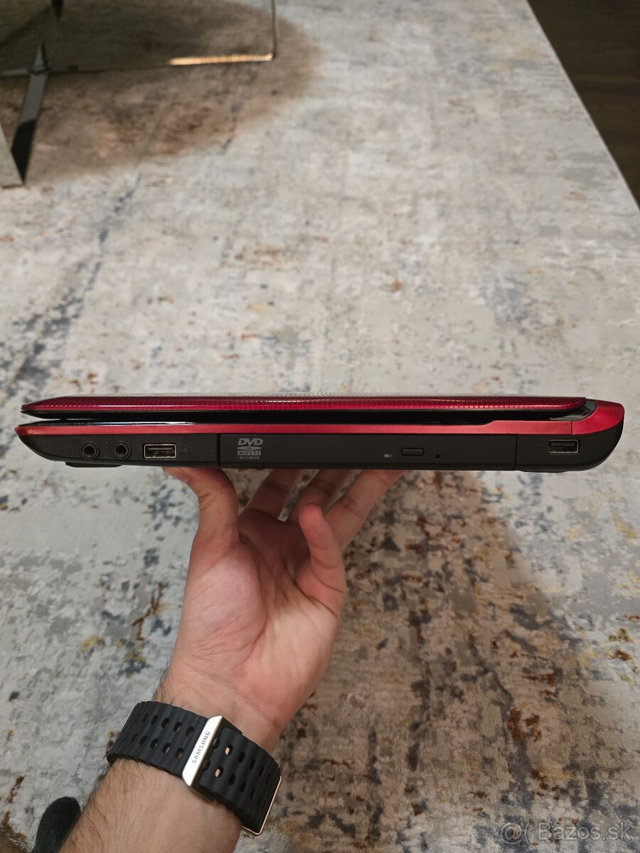 Toshiba Qosmio F750-12D - 3