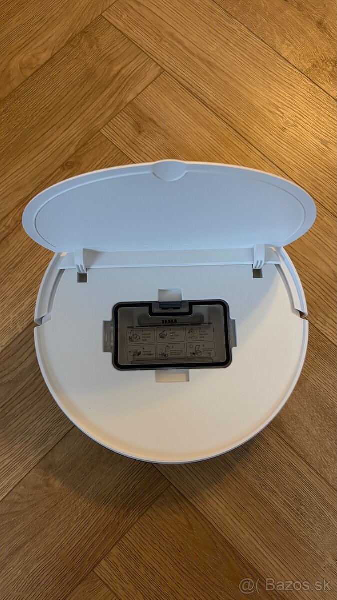 Robotický vysávač Tesla RoboStar iQ100 - 3