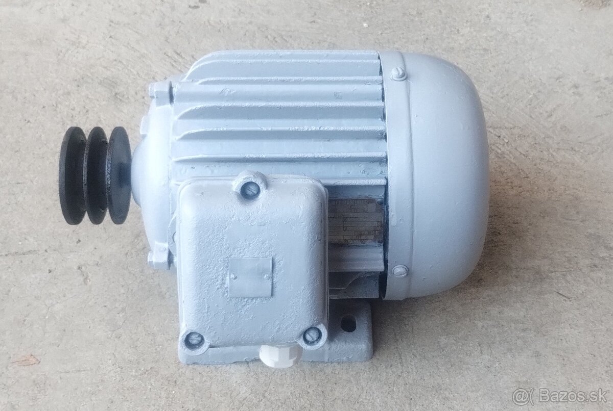 Elektromotor MEZ MOHELNICE 0,8KW - 3
