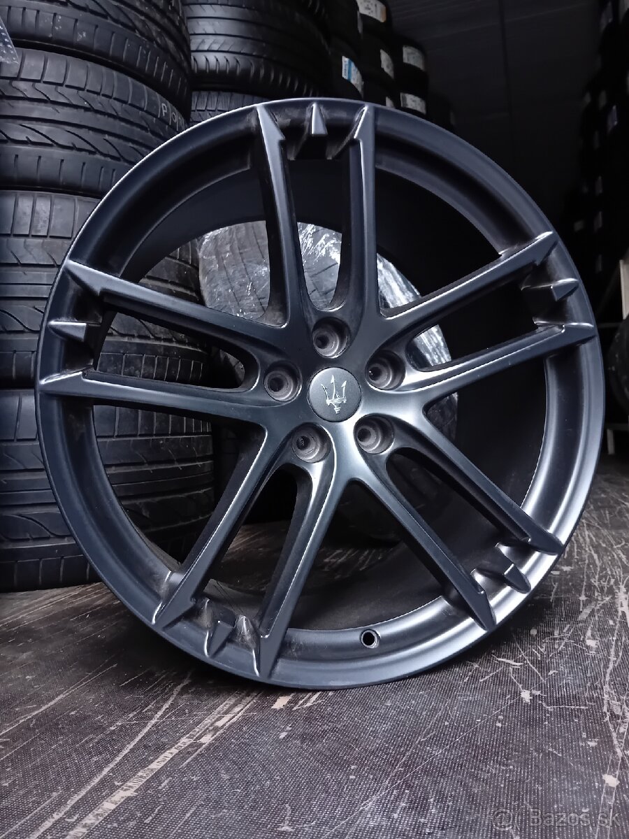 1x nové koleso Maserati - 3