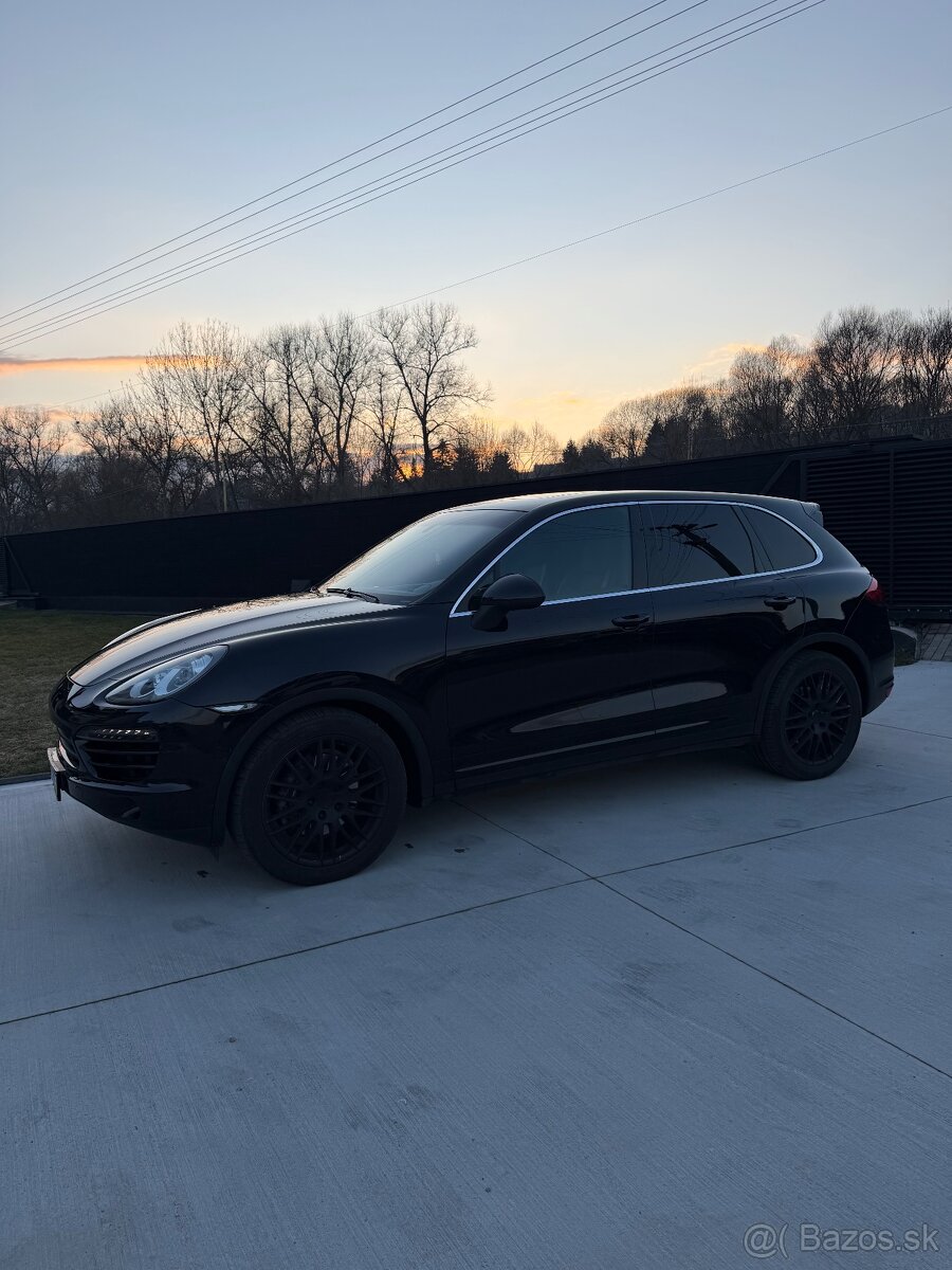 Porsche Cayenne - 3