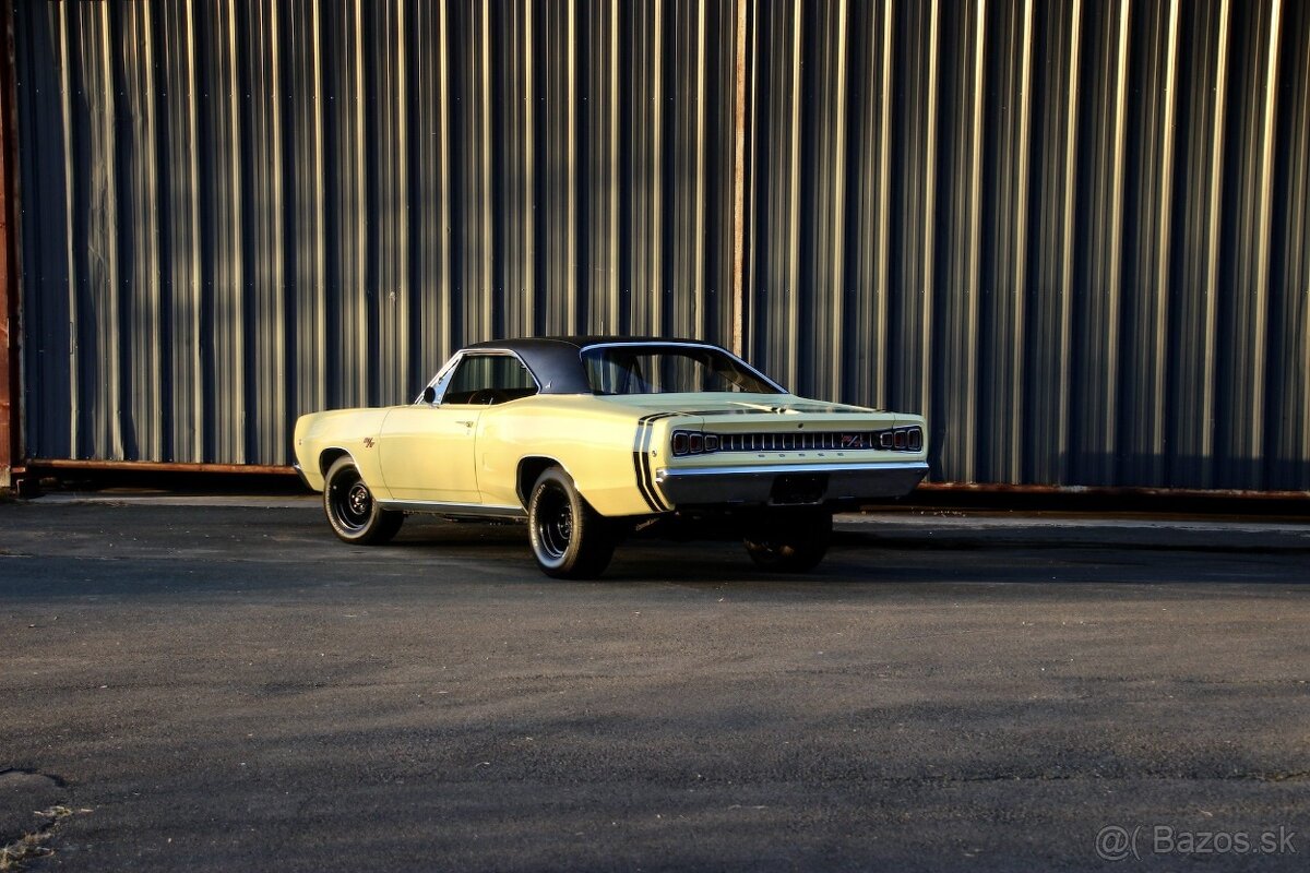 1968 Dodge Coronet R/T - 3