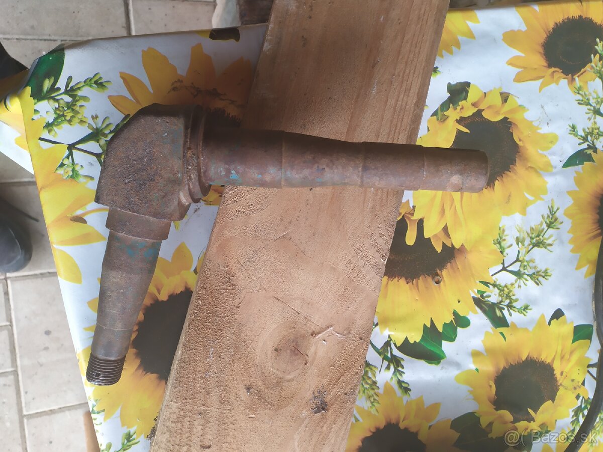 Zvisli čap rameno riadenia zetor 25 - 3