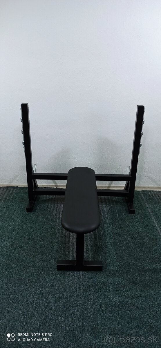 Lavička na bench press - 3
