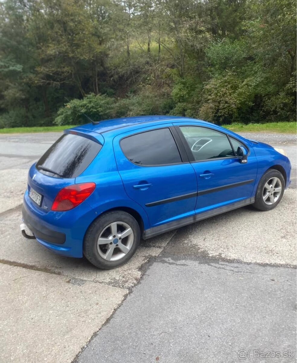 Peugeot 207 - 3