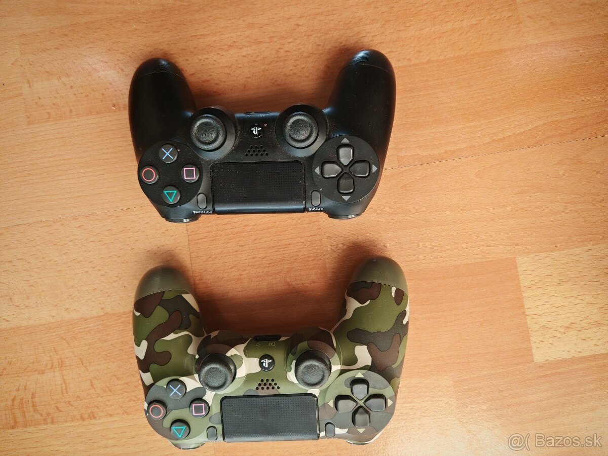 Playstation 4 - 3