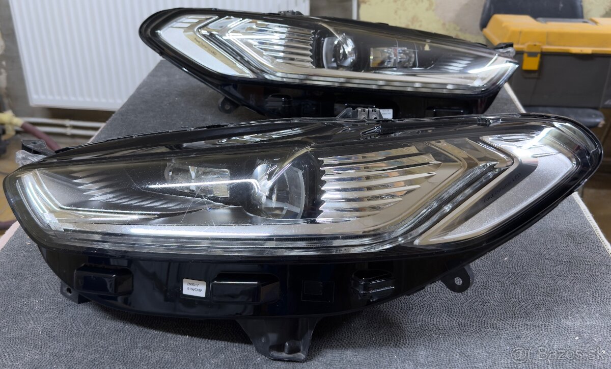 Predám svetlomety predné Ford Mondeo MK5 - 3