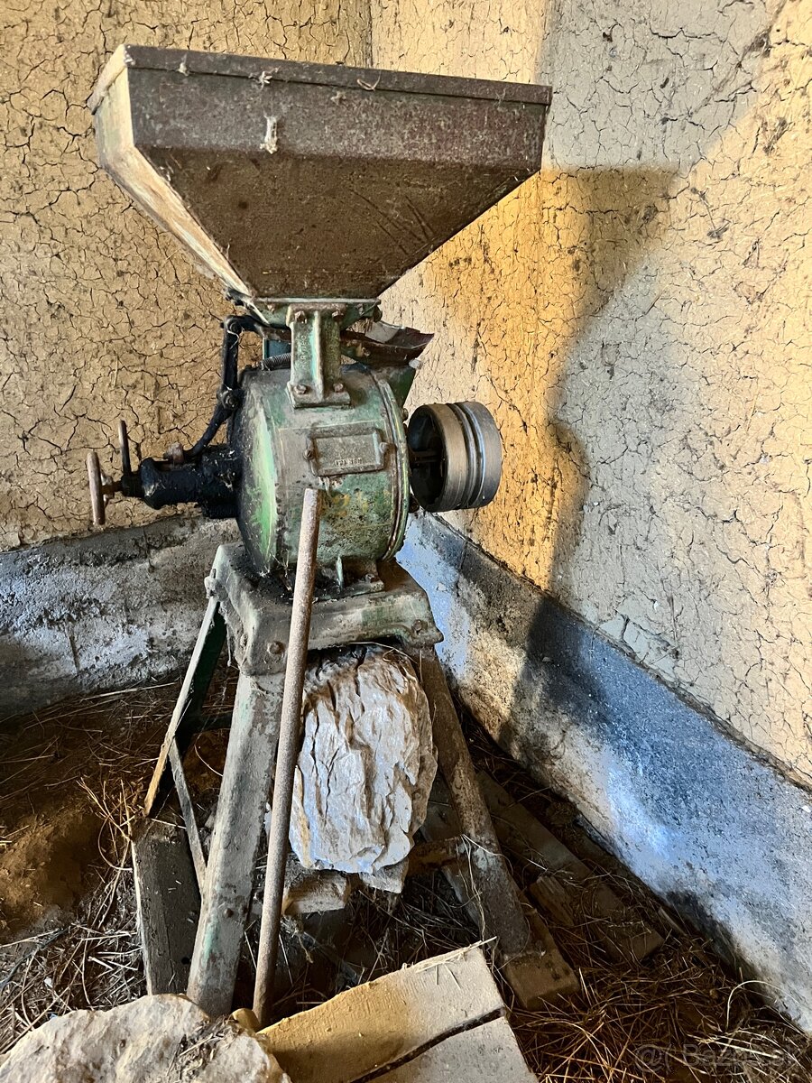 Predám set šečkovica + šrotovník + motor - 3