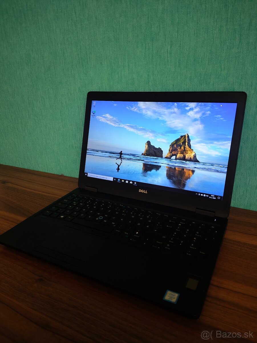 Dell Latitude 5580 | i5 • 16GB • 256GB SSD - 3