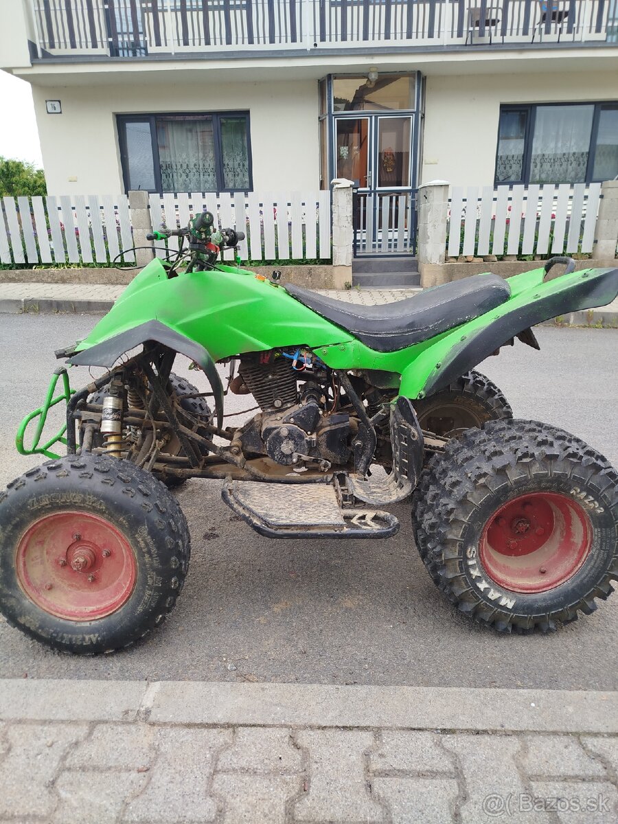 250 štvorkolka