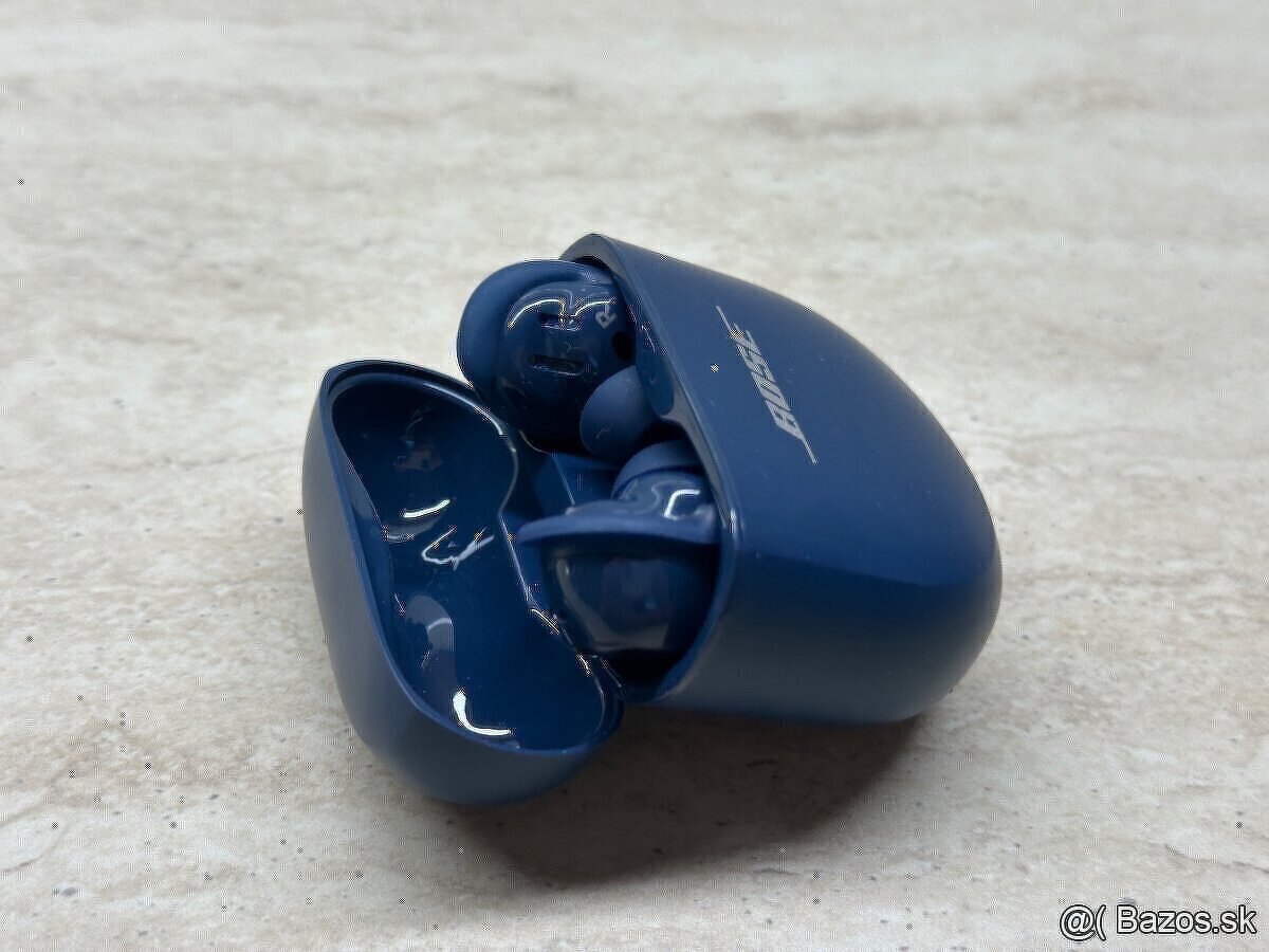 Bose QuietComfort Ultra Earbuds, Blue - 3