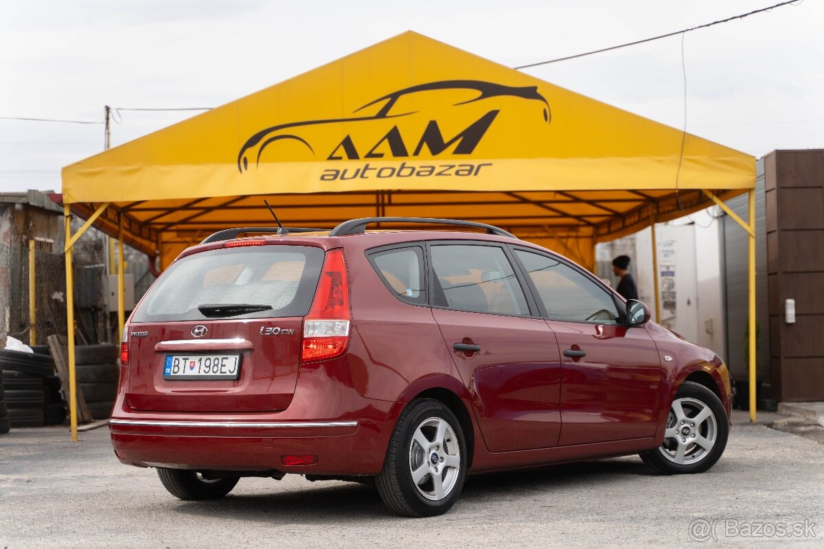 Hyundai i30 CW, 1.4i, len 112tis. KM, Klíma,LED,NOVÉ STK - 3