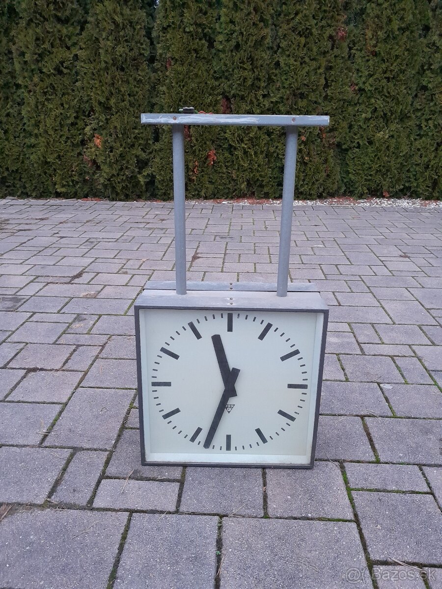 HODINY DVOJITE OBOJSTRANE PAGOTRON 60V - - 3