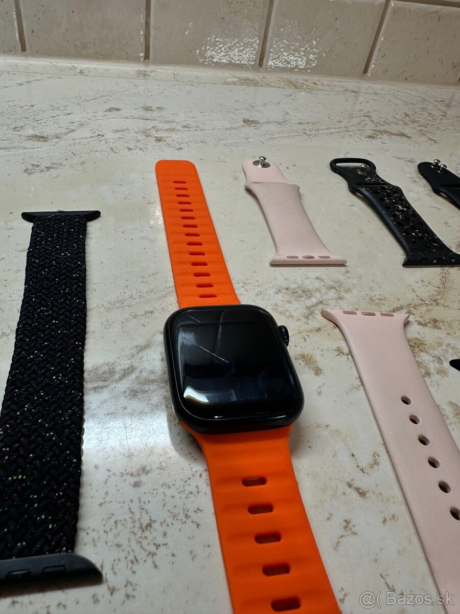 Apple watch 8 45mm - 3