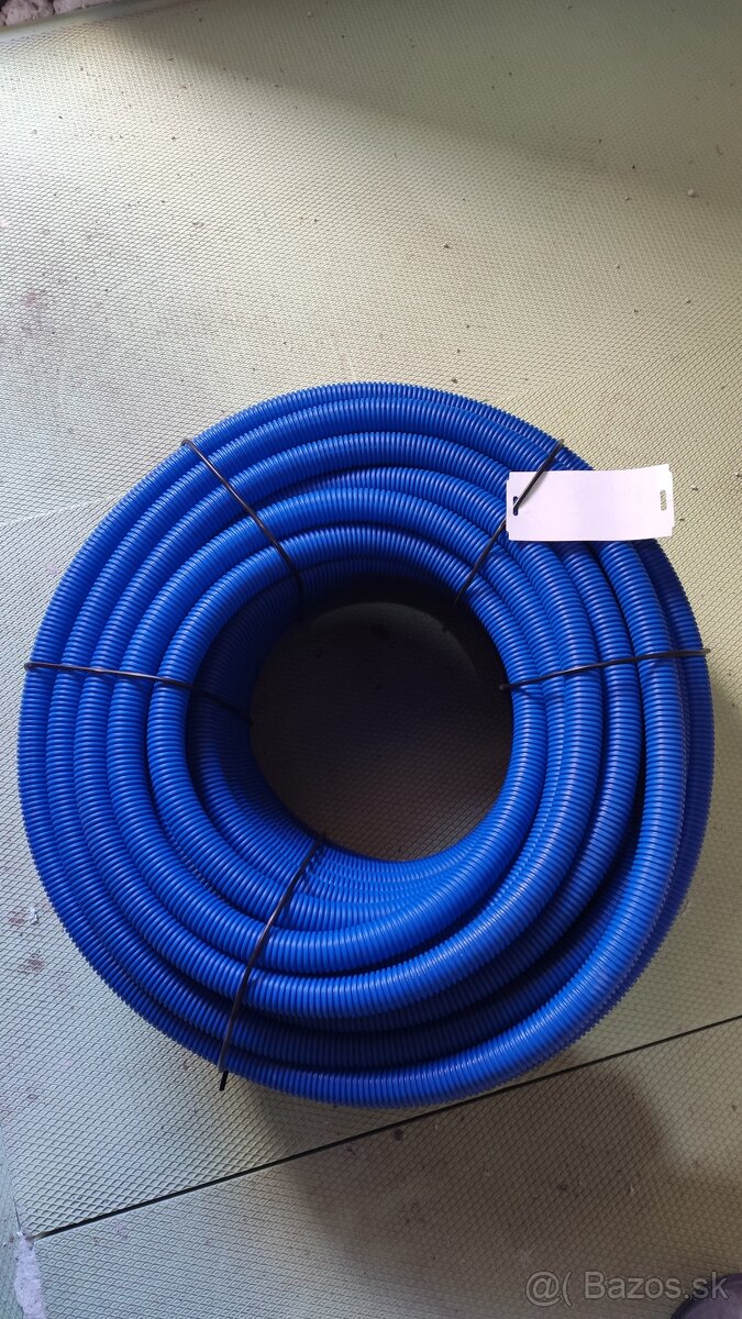 Ochranné trubky modrá ,červená po 50m - 3