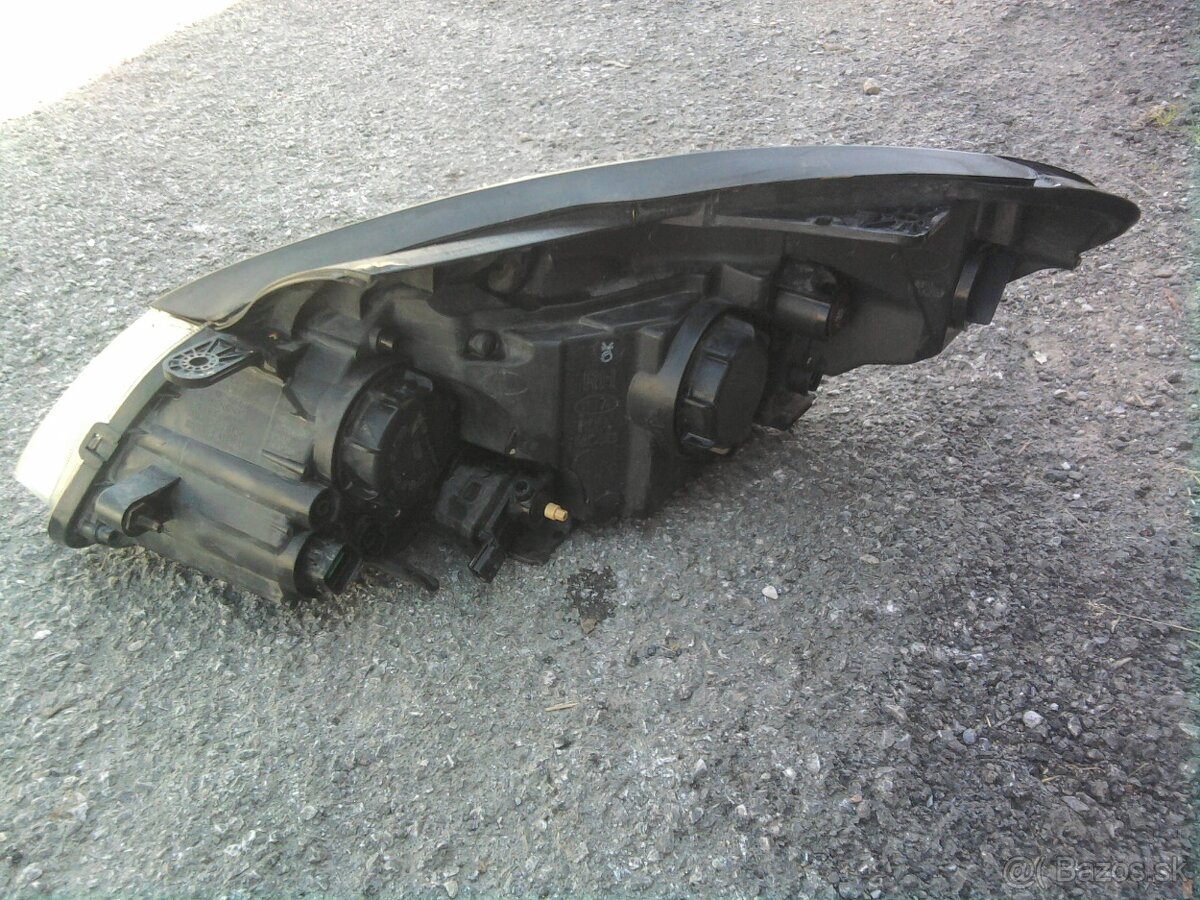 Kia ceed predne svetla - 3