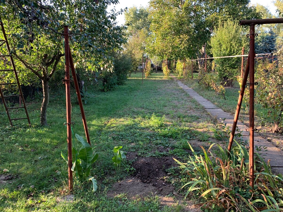 Predáme dom v krásnom prostredí centra Serede - 3