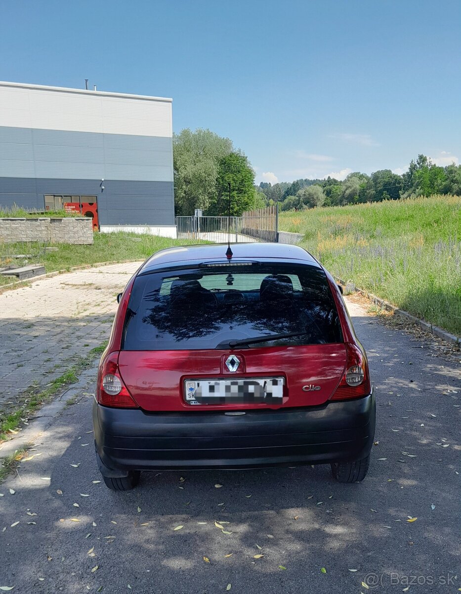 Clio II - 3