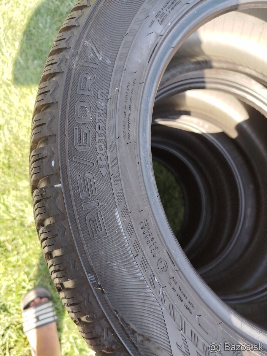 215/60 r17 zimné pneumatiky,Nokian - 3