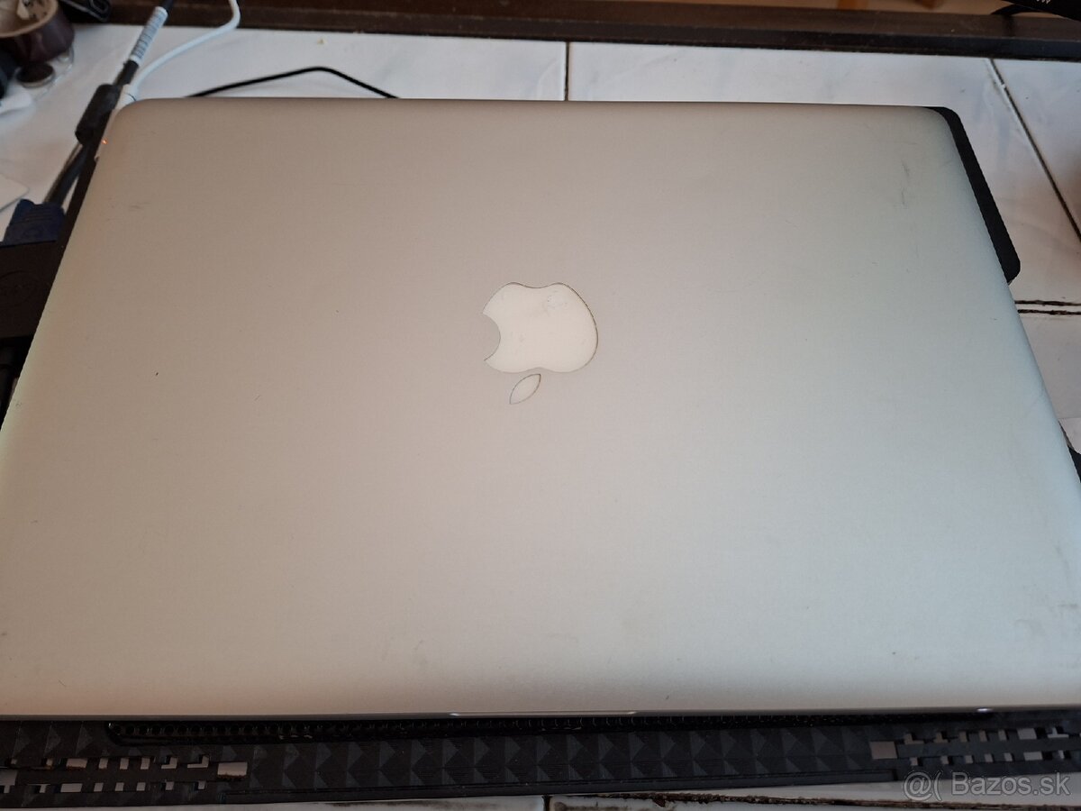Apple MacBook 13 pro, I5, 8gb, 256gb. - 3