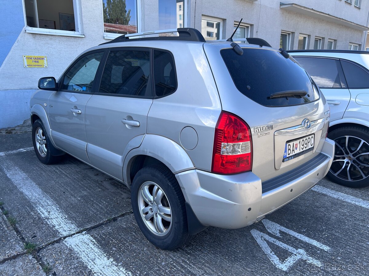 Hyundai Tucson 2,0 crdi (2006) - 3